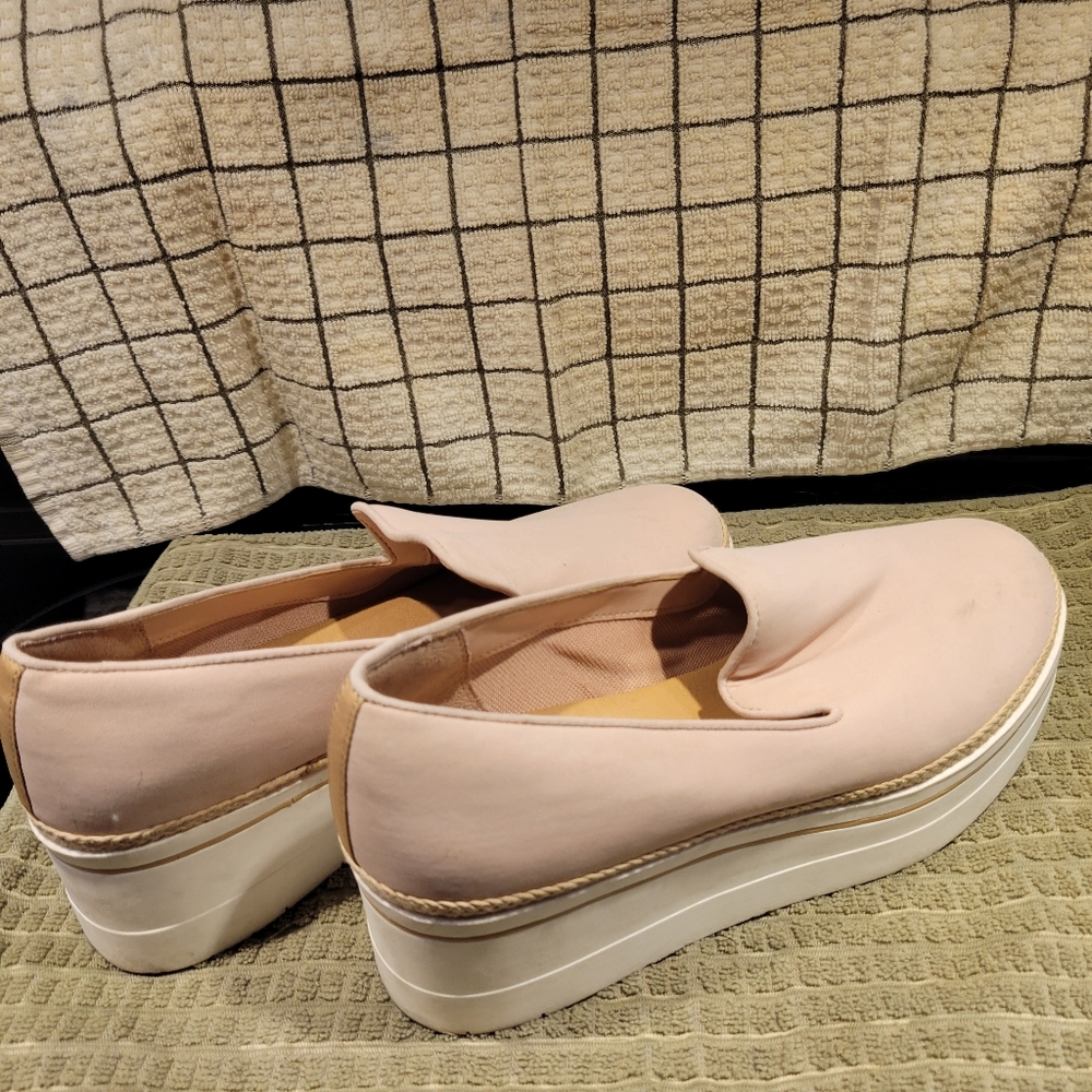 Women's Pale Pink Slip-On Platform Shoes
